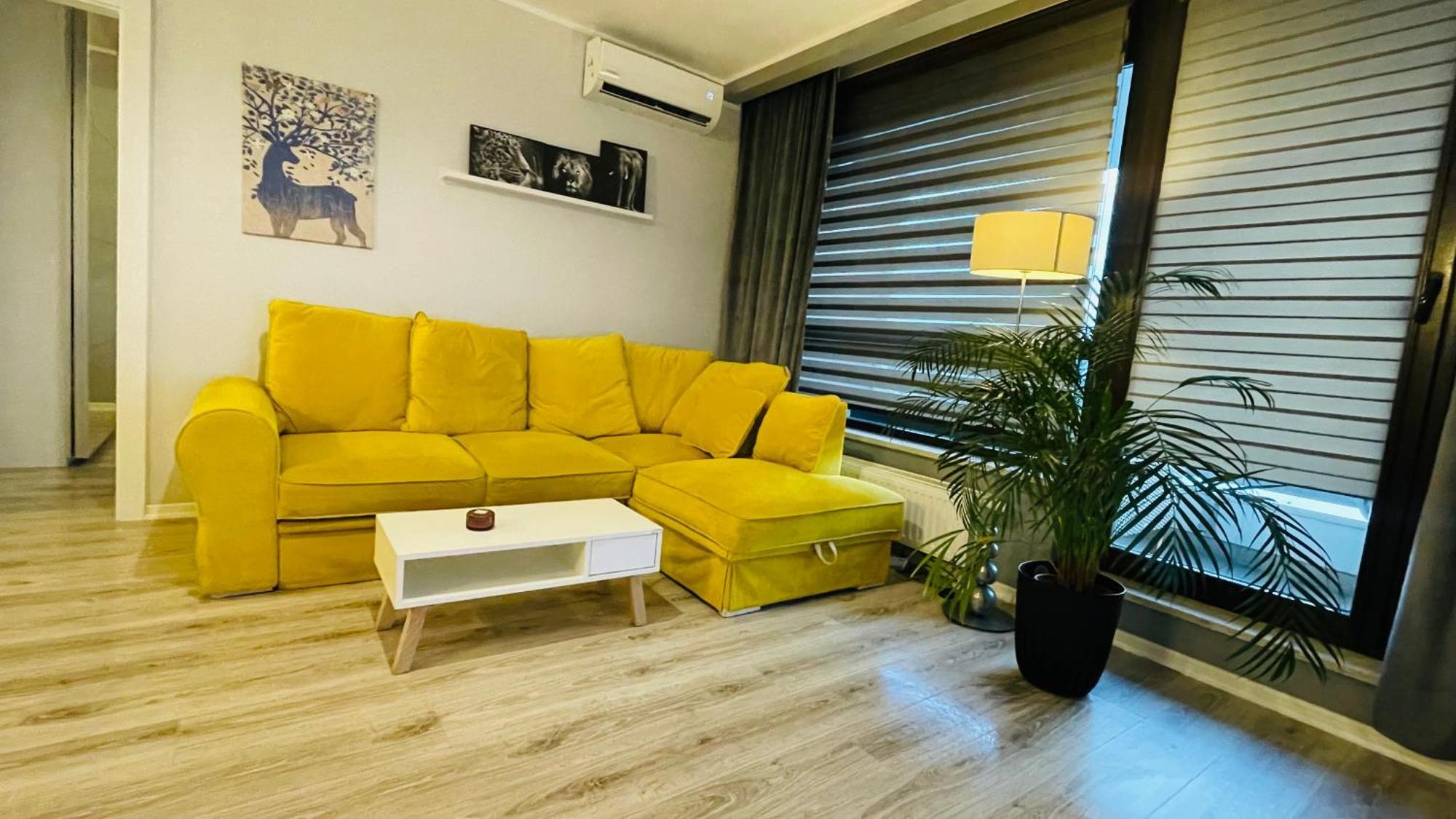 Millennium La Tour Apartment Warsaw Exterior photo