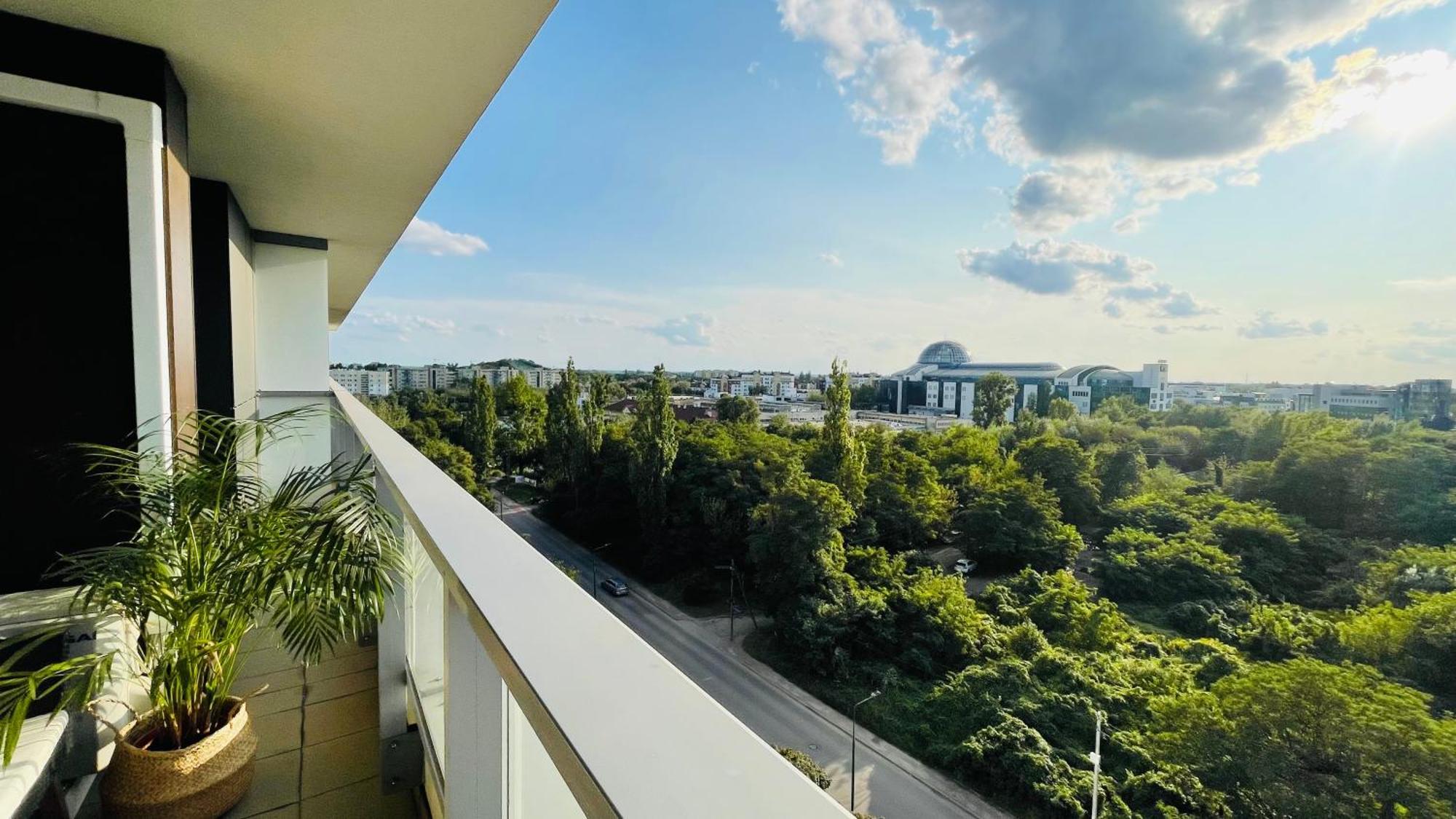 Millennium La Tour Apartment Warsaw Exterior photo